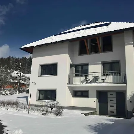 Haus Im Gruenen Villa Bad Zell Exterior photo